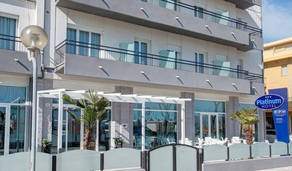 Hotel Platinum ريميني المظهر الخارجي الصورة